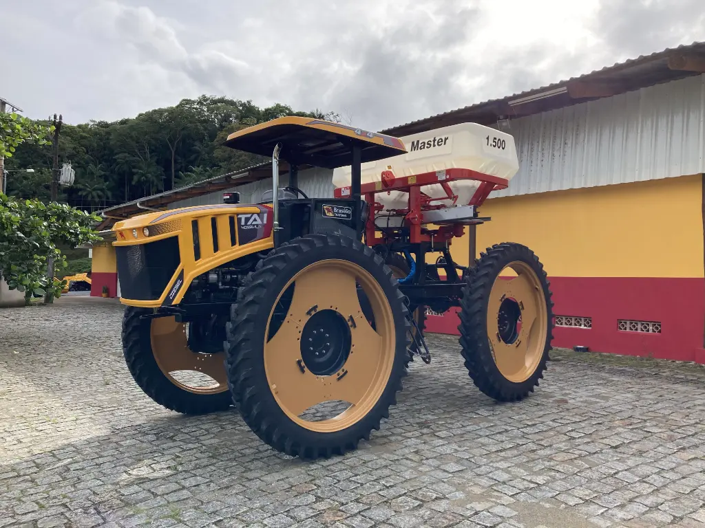 Trator TAI Brasélio